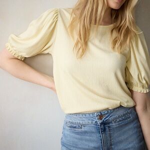 LC LAUREN CONRAD💚Green Puff sleeve top